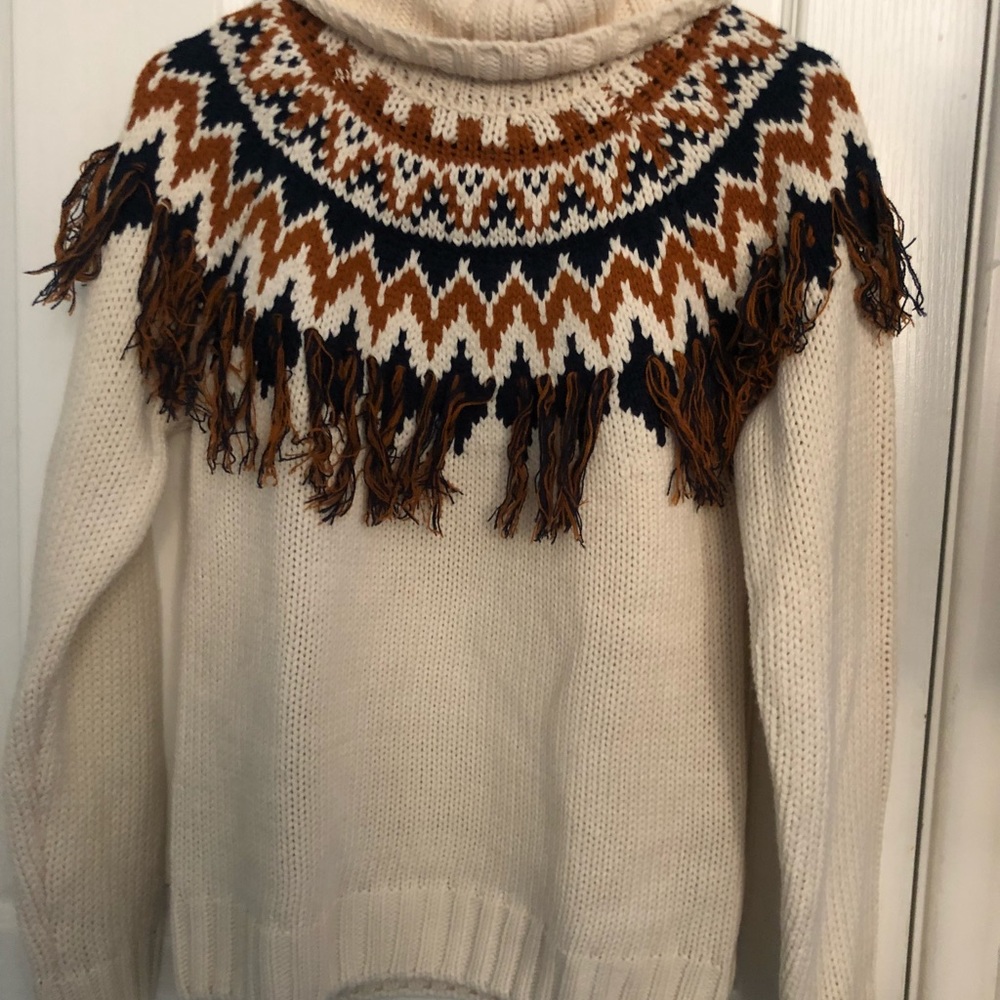 Turtle neck sweater